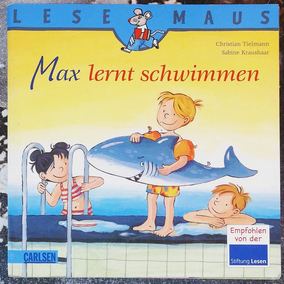 Max Lernt Schwimmen